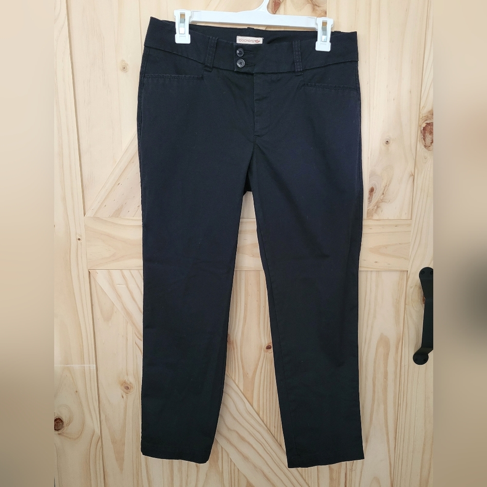 Dockers black capris